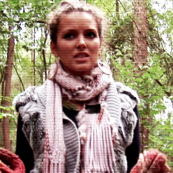 Raw - Der Fluch der Grete Mueller Poster